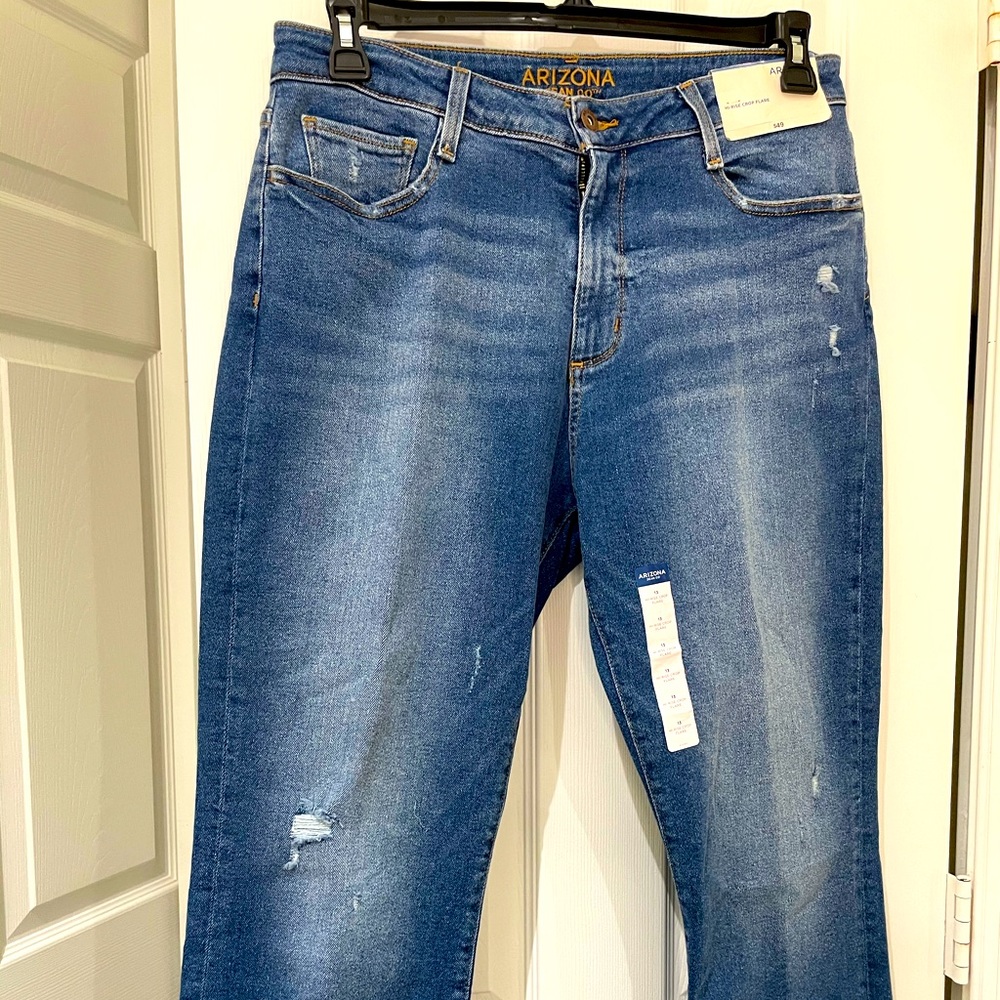 🆕 ARIZONA JEANS Co. HIGH-RISE CROP JEANS 🆕